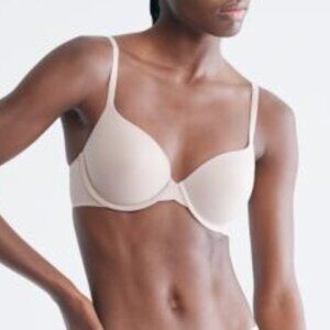 Calvin Klein Perfectly Fit Lightly Lined Full Coverage with Memory Touch Bra 32C